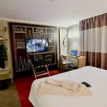 Hotel Ibis Kergaradec