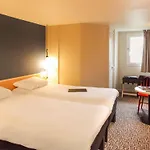 Ibis Kergaradec ホテル 3*
