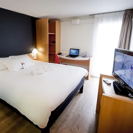 Ibis Kergaradec Hotel