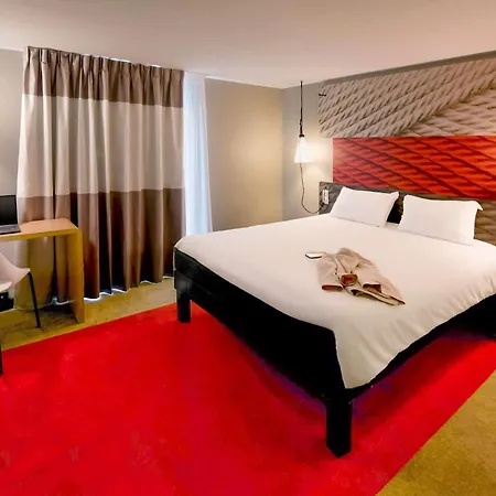 Hotel Ibis Kergaradec 3*