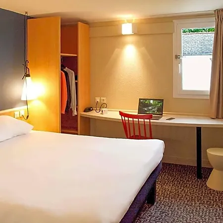 Hotel Ibis Kergaradec 3*