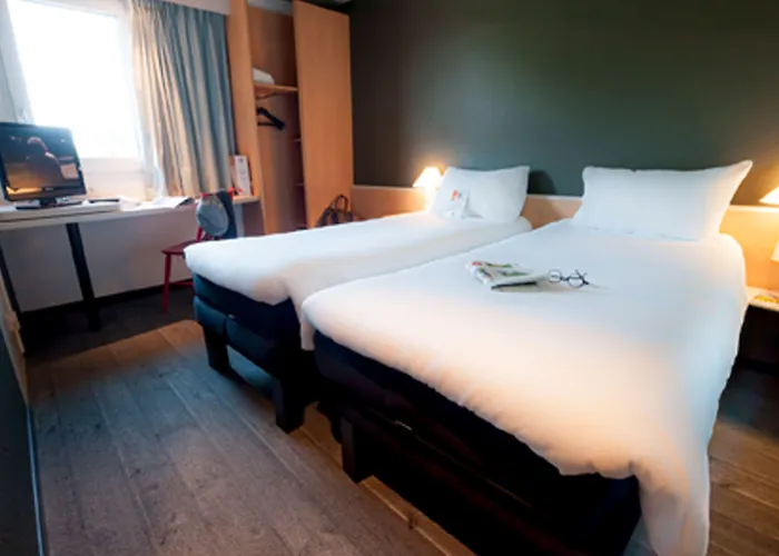 Otel Ibis Kergaradec Brest