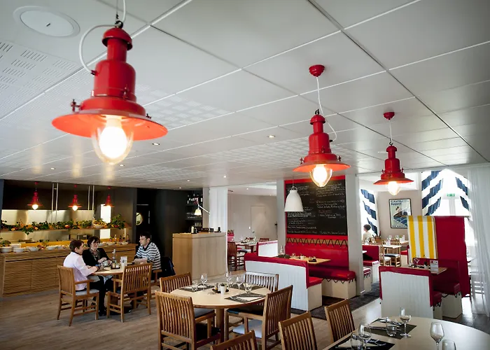 布雷斯特克加赫德克酒店