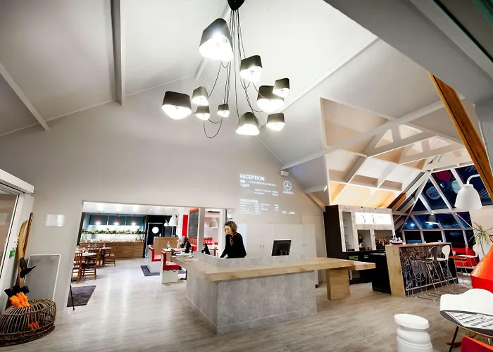 布雷斯特克加赫德克酒店