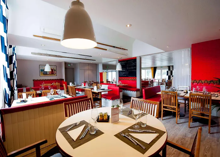 布雷斯特克加赫德克酒店 3*